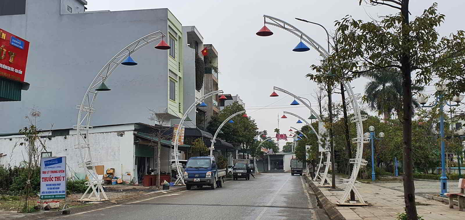 Liền kề phố chợ Lương Sơn kinh doanh sầm uất Liền kề phố chợ Lương Sơn kinh doanh sầm uất